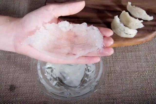 怎样炖燕窝的方法，如何炖燕窝步骤（怎样正确的炖煮燕窝）