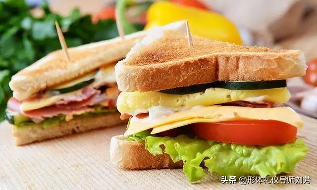 一周七天营养食谱安排表图，一周的营养配餐食谱表（连吃7天吃出健康易瘦体质）