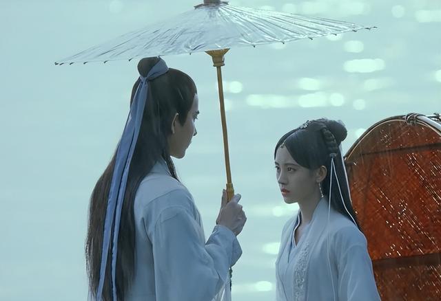 婚姻线怎么看 婚姻线详解，婚姻线怎么看（一个人的姻缘，是命里注定的）