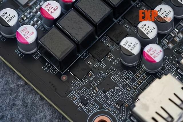 索泰显卡怎么样，索泰显卡能买吗（AMP月白GOC显卡评测）