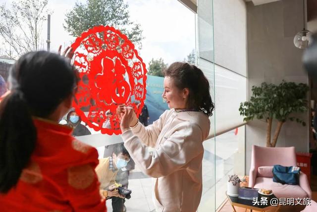 觉晓是什么，觉晓是哪个机构的（昆明市12家“觉晓书房”织密昆明公共文化服务网络）