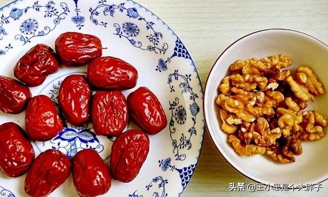 红枣可以用烤箱烘干吗，“每天吃3个枣