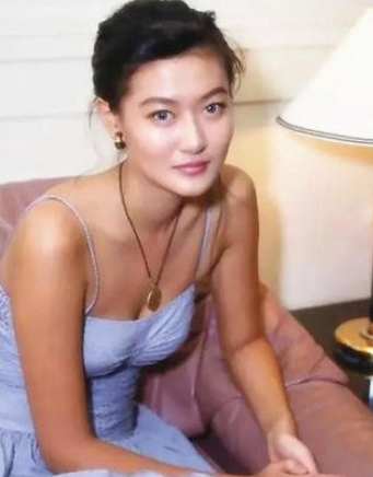 姚贝娜与那英的关系，记忆中还有她们的身影