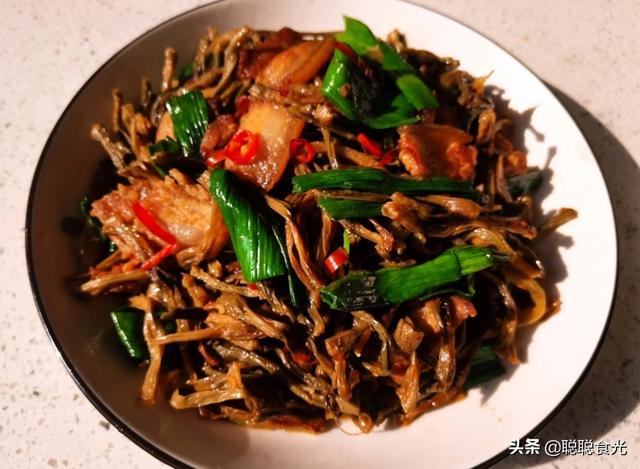 干香菇有保质期吗，干香菇一般要泡多久才能食用（建议家中常备这几种菜）