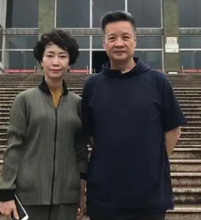 阎维文的家庭故事，阎维文：陪妻子抗癌34年