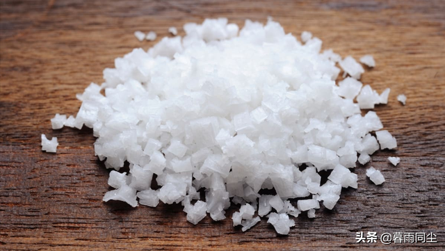 生盐有什么用,生盐有什么用处(盐是荒野生存,应急