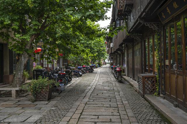 上海十大最好玩的古镇，比乌镇西塘安静还免费