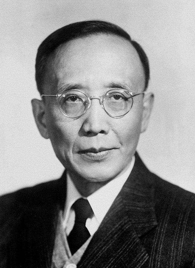 近代著名的作家有哪些个，现代著名的作家有哪几位（中国近现代史上文笔最好的十位作家）