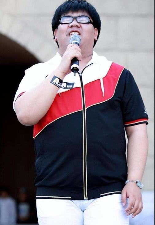 27岁盲人歌手杨光，终为自己的狂妄付出代价