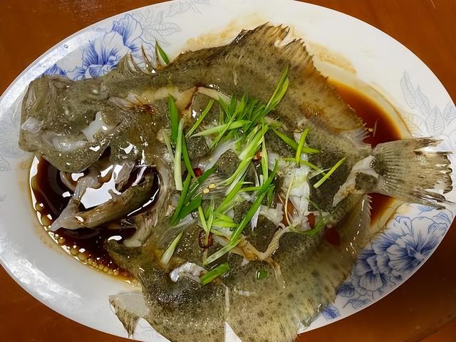 鱼那个部位的肉好吃，鱼身上最好吃的肉在哪（年夜饭上要吃鱼）