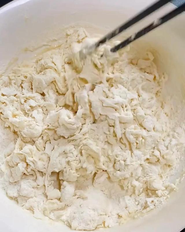 豆沙酥饼正宗做法，豆沙酥饼这样做