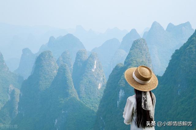 余生陪你一起走句子，余生和你一起走的句子（愿你往后余生）