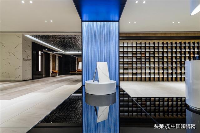 强牌瓷砖怎么样，强牌瓷砖百度百科（威尔斯陶瓷荣获2022年度“建筑卫生陶瓷十大品牌榜”三大奖项）