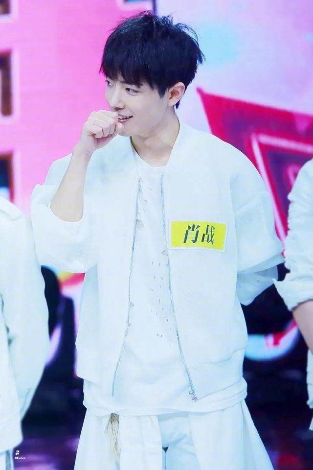 肖战快乐大本营，肖战郑爽快乐大本营哪一期（肖战一共上了四次《快乐大本营》）