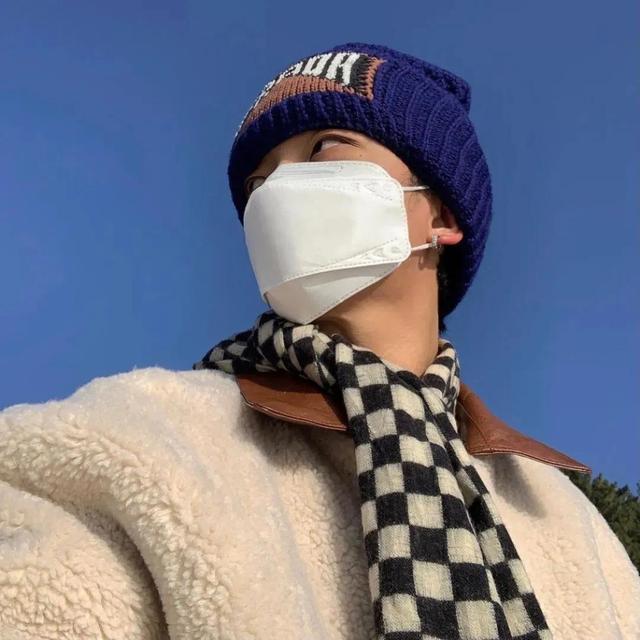 12岁男生照片，十二：男生头像微信（这个世界的温柔来自于你的强大）