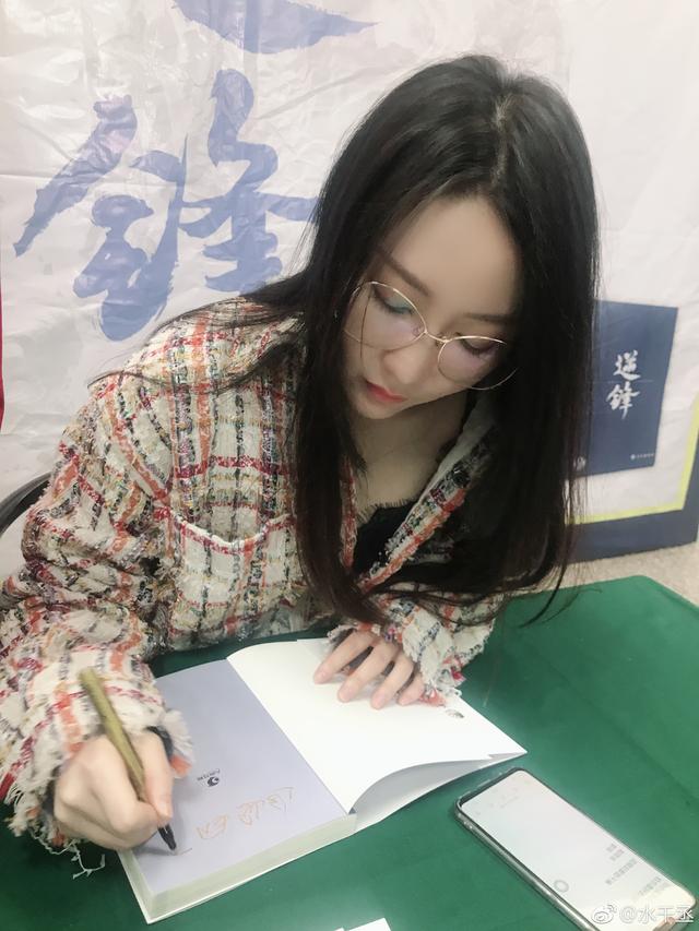 晋江文学城作者，晋江文学城大神级耽美作者都有谁（这几位晋江的作者太太）