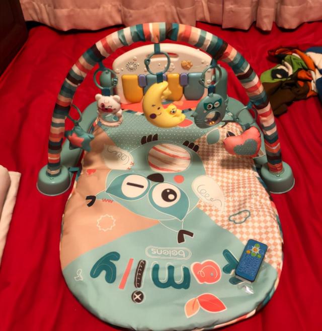 0到6个月的婴儿早教内容，0到6个月的婴儿早教内容是什么（0-6个月宝宝处于“视听刺激期”）