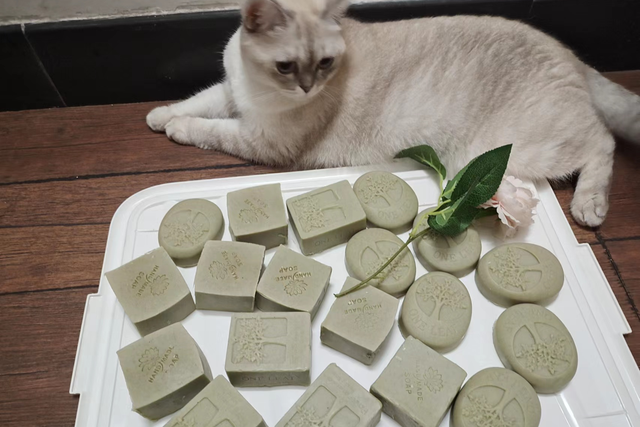 手工皂的制作方法与原料，手工皂的制作方法（教你做100%保养级手工皂）