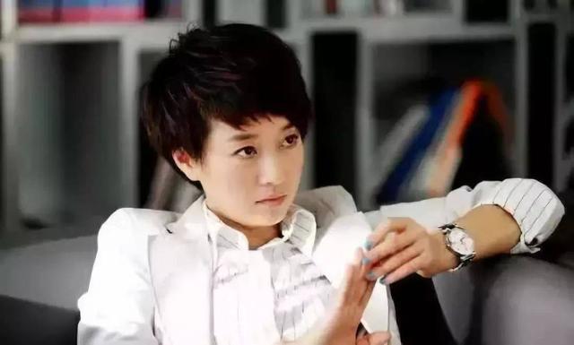 双城生活郝京妮家境，双城生活郝京妮家境怎么样（马伊琍和文章的差距一目了然）