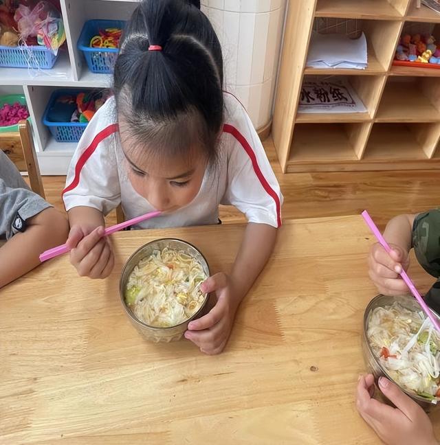 适合幼儿园的美食小吃，适合幼儿吃的点心或小吃（简阳市赤水太平桥幼儿园）