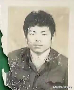 个人成长经历50字，个人成长经历15岁（<一位特级、正高级教师成长的心路历程>）