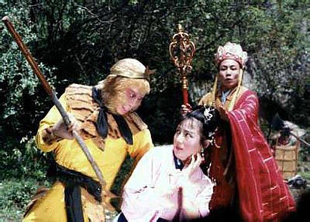 三打白骨精是第几回，三打白骨精在第几回（三打白骨精是哪三回）