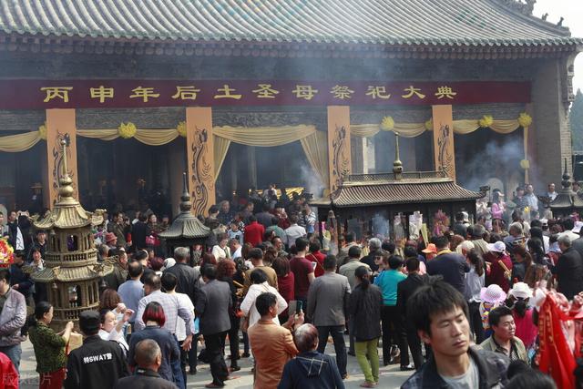 四御掌管什么，四御分别是哪几个（地藏王菩萨：地狱的最高统治者）