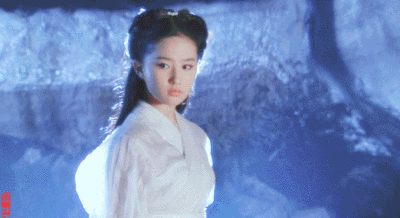 流星镖的威力测试，细数武侠剧中美女使用武器