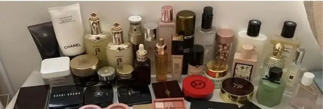 最好用的十大精华排名，好用的精华液排行榜10强：兰蔻小黑瓶第4（公认好用的4款大牌精华）