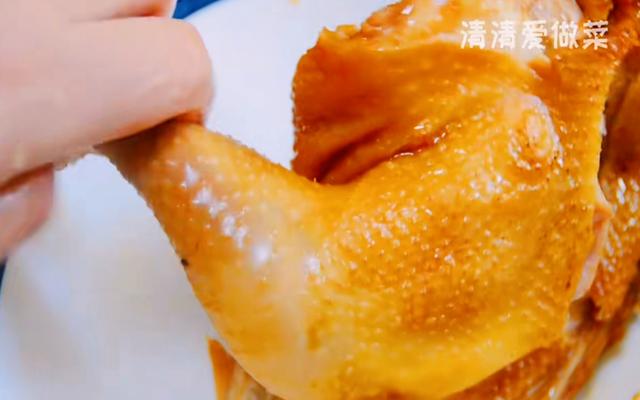 电饭锅炖鸡汤的做法，电饭锅炖鸡汤的家常做法（比广东卖的烤鸡还香10倍）