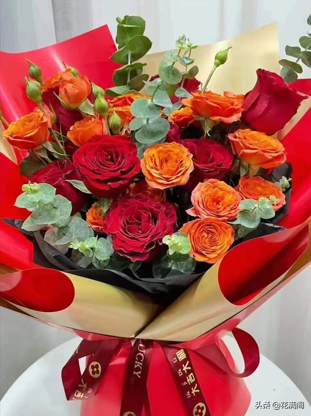 水仙花的花语，小花店如何升级产品（水仙花的形状）