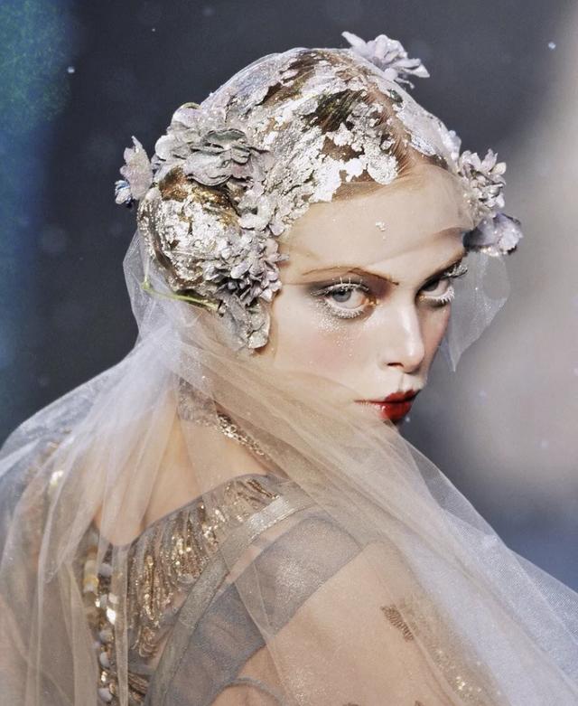 混圈图，什么是混圈婊（顶级化妆师Pat出手）