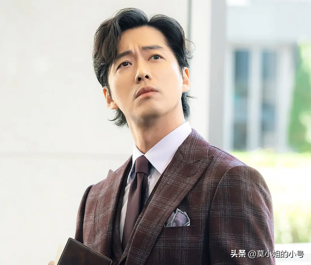 李钟硕演过的韩剧，韩国李钟硕主演的电视剧有哪些（近10个月口碑最佳的7部律政韩剧）