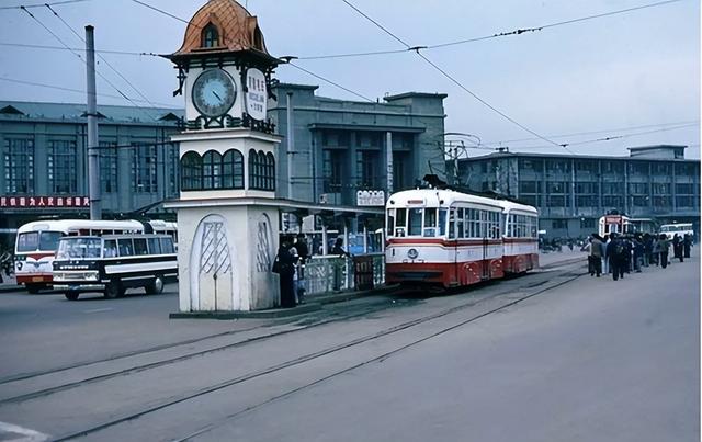内蒙古接壤的省份，有几个省市和内蒙古接壤（1979年区划调整时）