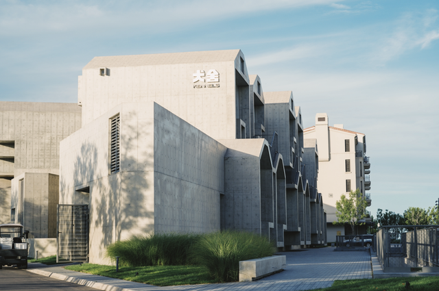 张震岳的《玩乐令》 歌词，张震岳的《玩乐令》（阿那亚，怎么住）