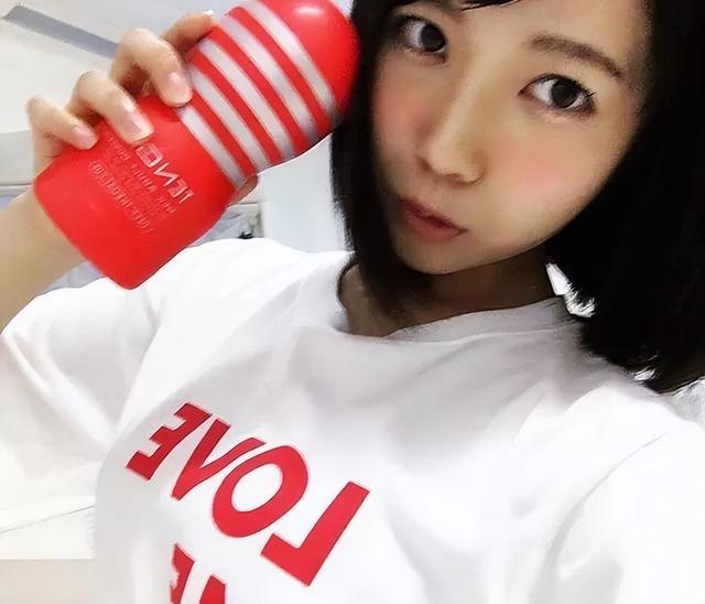 飞机杯买哪一种比较好，成人用品哪里买要便宜点（这款精致男性情趣飞机杯“很高级”）
