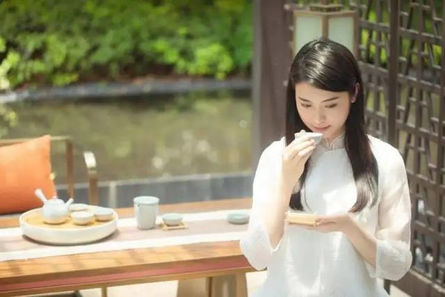熟普和生普哪个更好，喝普洱生茶好还是普洱熟茶好