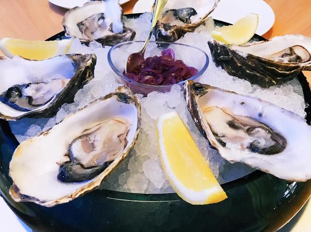 迪拜帆船酒店简介，迪拜帆船酒店介绍（80张高清图带你走进迪拜七星级帆船酒店）