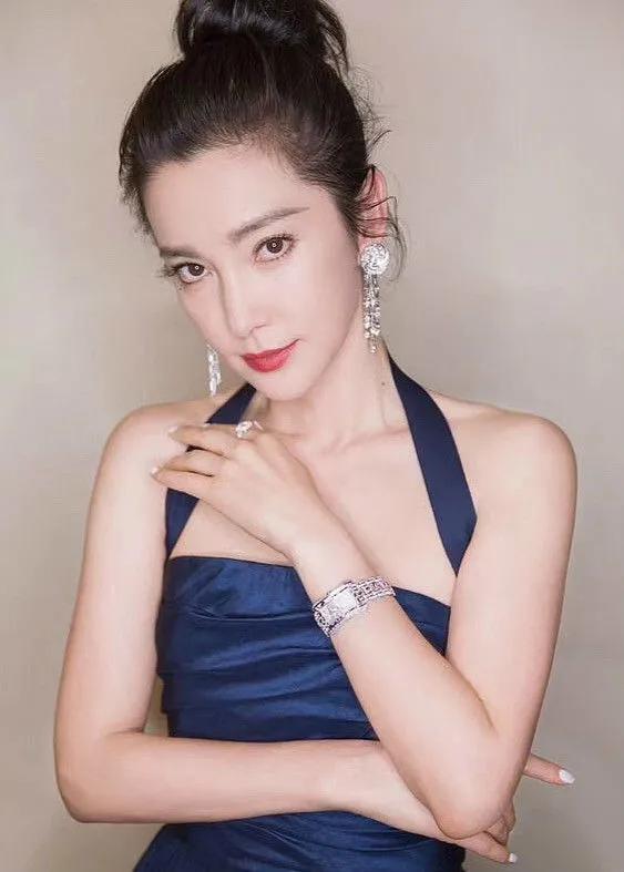 李冰冰个人资料简历，黑龙江省哈尔滨市美女李冰冰