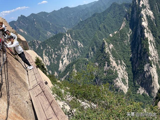 西安华山风景区，陕西华山游览攻略（亲身体验西岳华山）