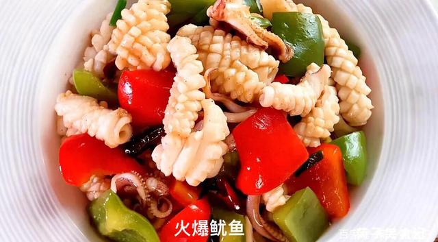 四川小吃排行榜前十名，四川美食排行榜前十名（讲讲四川的美食）