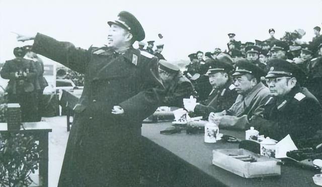 身在曹营心在汉说的是谁，身在曹营心在汉是指哪个历史人物（刘亚楼直言空军就是我说了算）