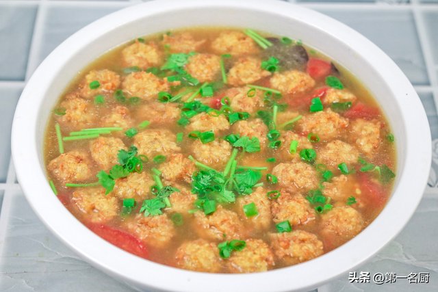 猪肉丸子汤的做法，豆腐猪肉丸子汤的做法（分享4道丸子汤）