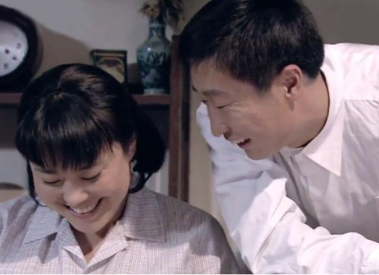 蓝歌鸲形态特征，发现她才是最懂婚姻的女人