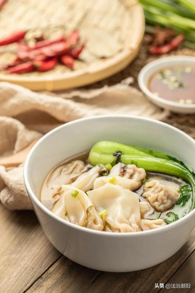 饸饹怎么读拼音，饸饹面的读法是什么（荸荠、芫荽、饸饹、蒟蒻…怎么念）