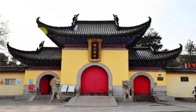 武汉归元寺在哪里，武汉归元寺在哪里请红绳（汉阳归元寺）