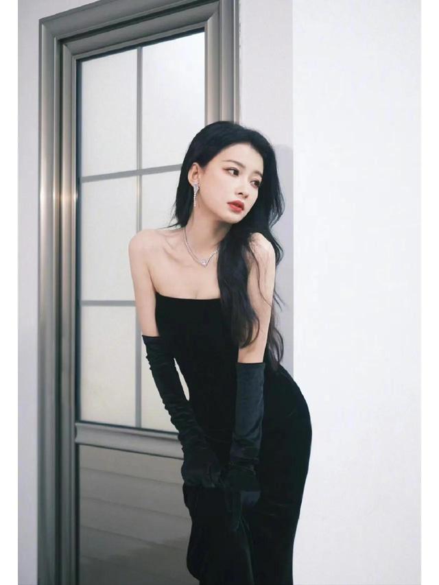 如何评价孙怡的长相，孙怡——天使面孔魔鬼身材