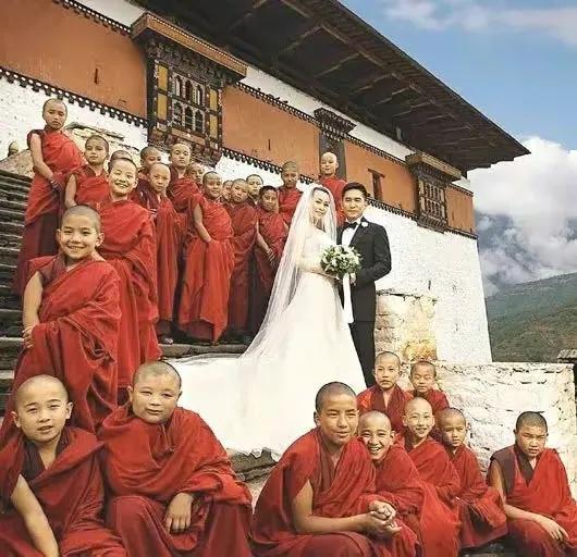 梁朝伟为什么爱刘嘉玲，梁朝伟不爱刘嘉玲（梁朝伟：绯闻女友众多）