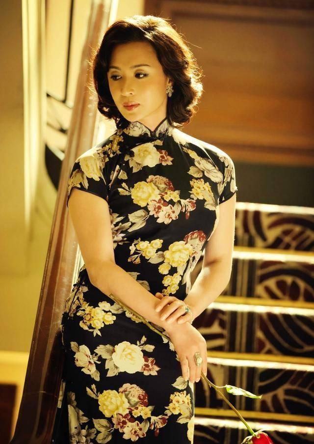 金星：23岁娶妻，28岁变性，38岁嫁人，她背后的故事你知道吗？