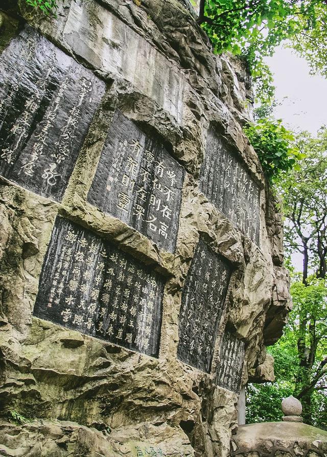 广西有哪些景点值得去，广西有哪些景点值得去看（快把广西这些游玩不累、老少皆宜的山湖美景安排上~）